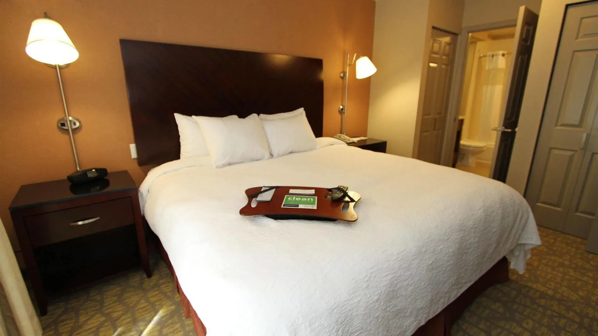 Hampton Inn & Suites Seattle-Downtown Seattle